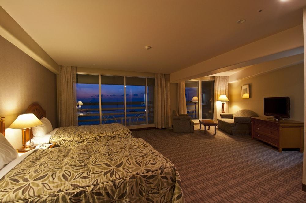 Rizzan Sea Park Hotel Tancha Bay Onna Bagian luar foto