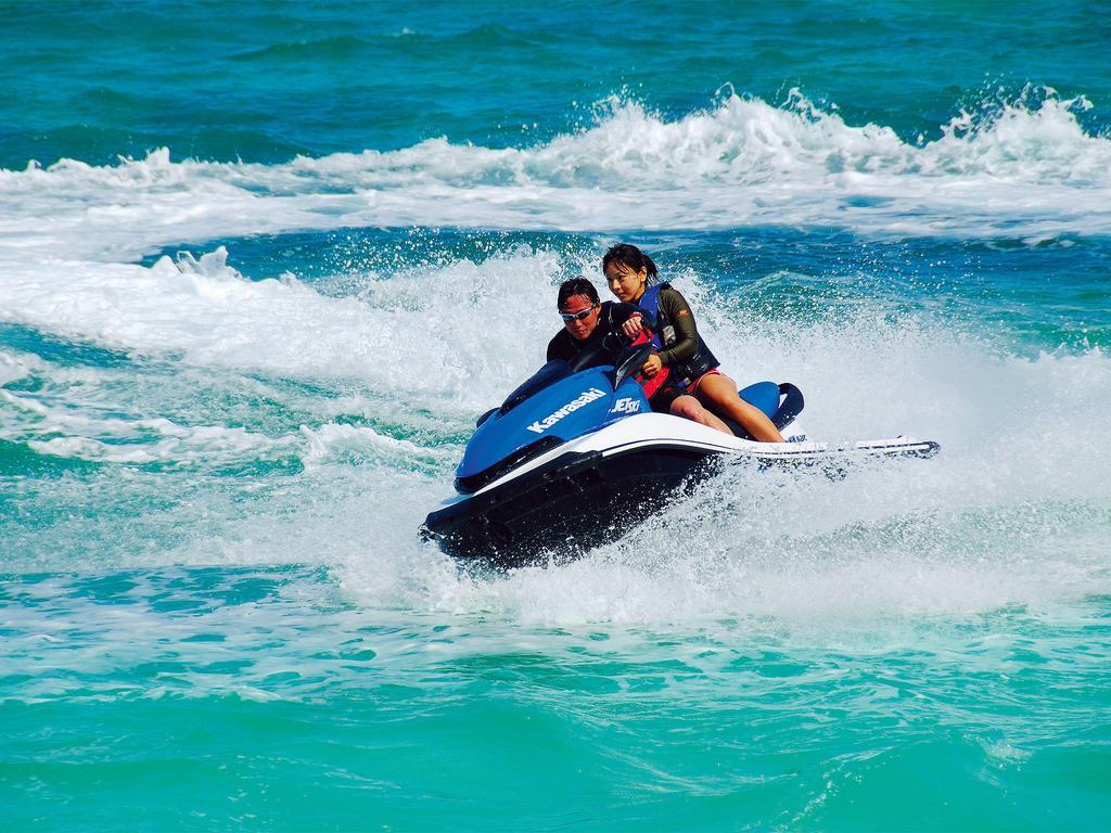 Rizzan Sea Park Hotel Tancha Bay Onna Bagian luar foto
