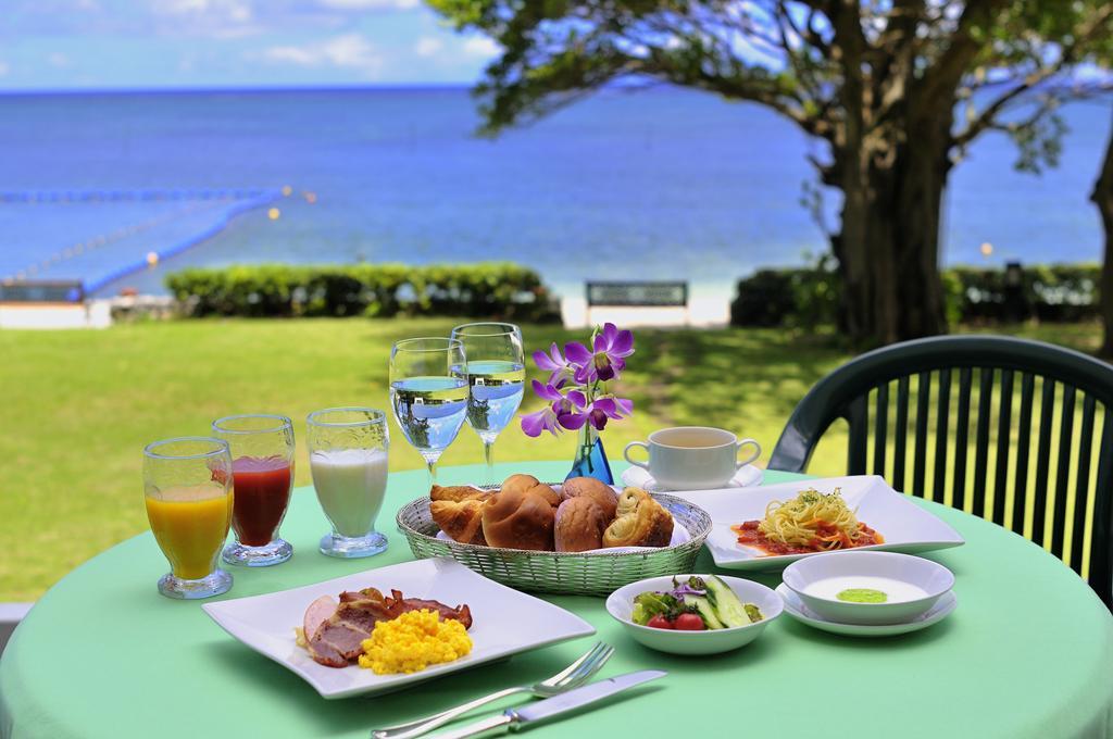 Rizzan Sea Park Hotel Tancha Bay Onna Bagian luar foto